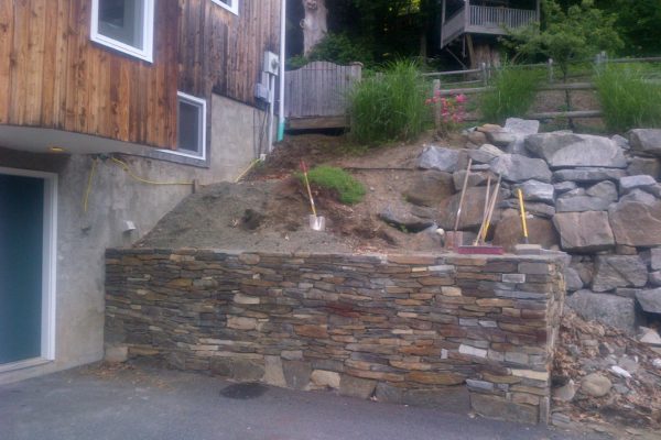 stone-wall-steps-002